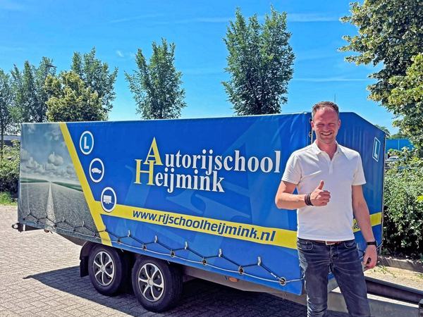 Ferry Roosendaal is geslaagd voor het rijbewijs bij Autorijschool Heijmink
